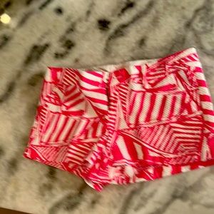 Lilly Pulitzer sz10 Walsh short hot pink and white